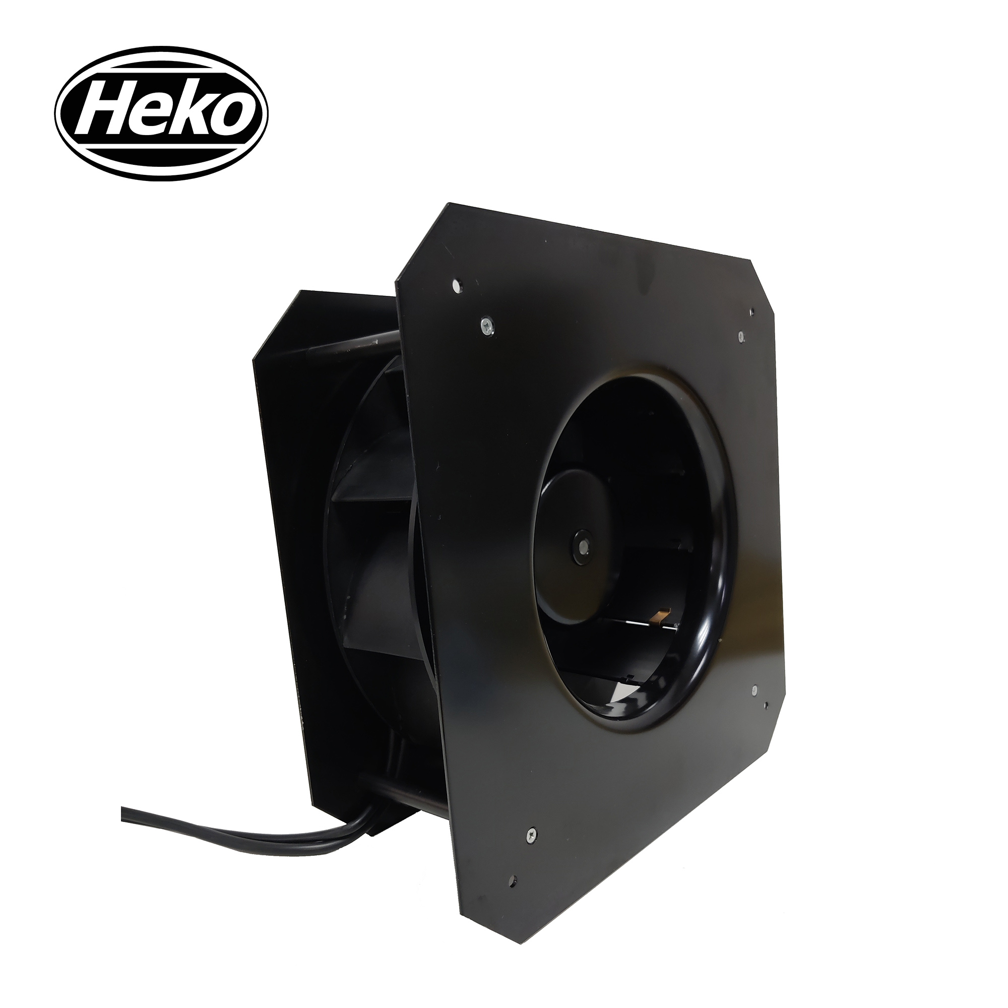 Ventilador centrífugo curvo HEKO EC133mm 230VAC con soporte